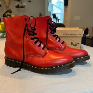 Doc Martens Unisex Pascal Red Vintage Smooth Boots with Box